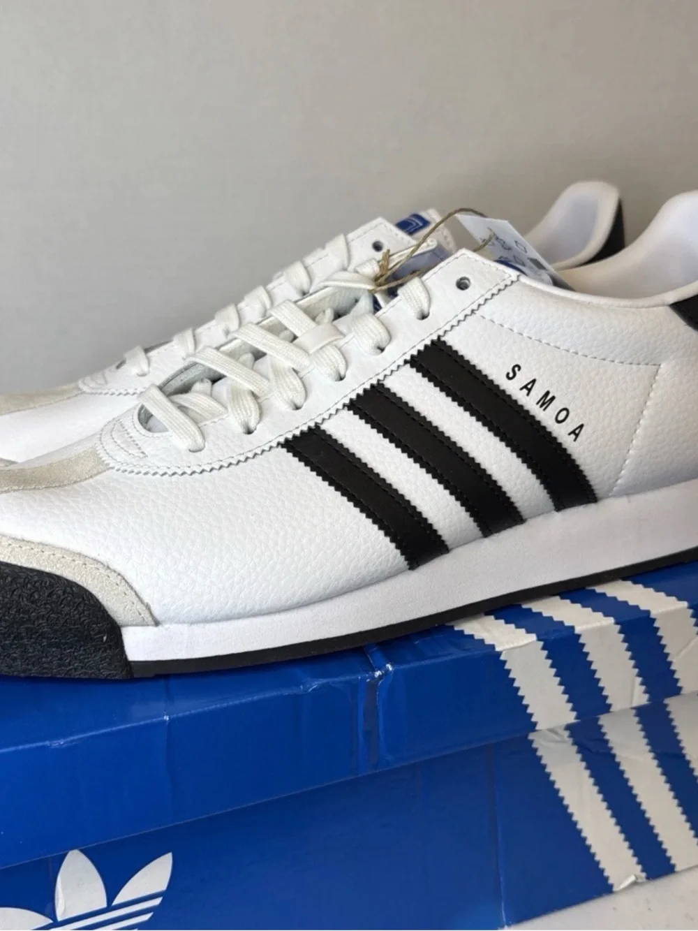 Adidas Samoa White Black Leather Sneakers 11.5 men’s NEW